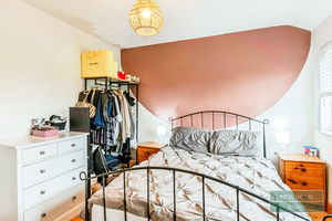 Photo 16- click for photo gallery